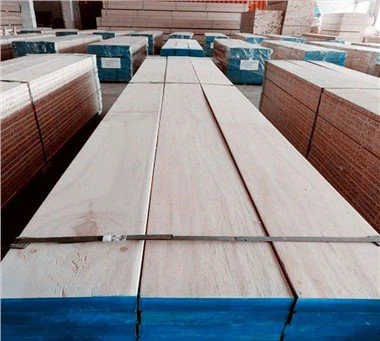 Planche d'échafaudage en pin LVL de surface de ponçage